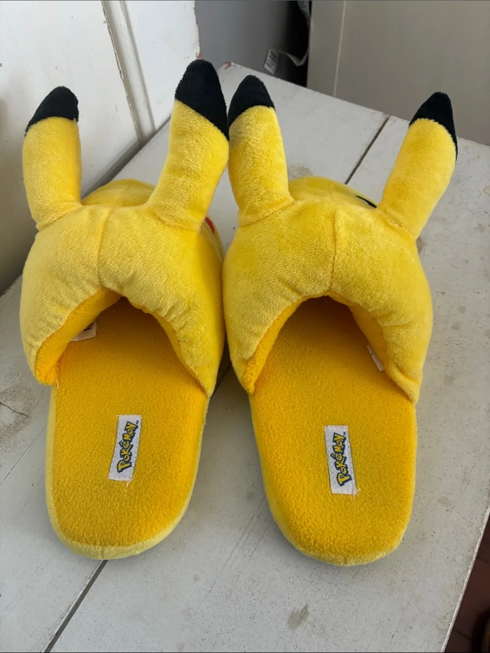 Kids Pokémon slippers size big boy 5/6